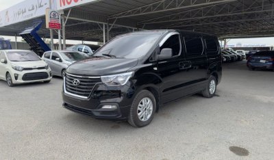 Hyundai H-1 Starex