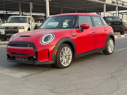 ميني كوبر إس LOCAL REGISTRATION - MINI COOPER S 2.0L Turbocharged