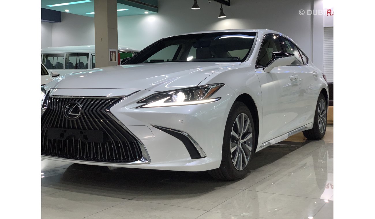 Lexus ES350 MY2019 V6 ( Local Registration )