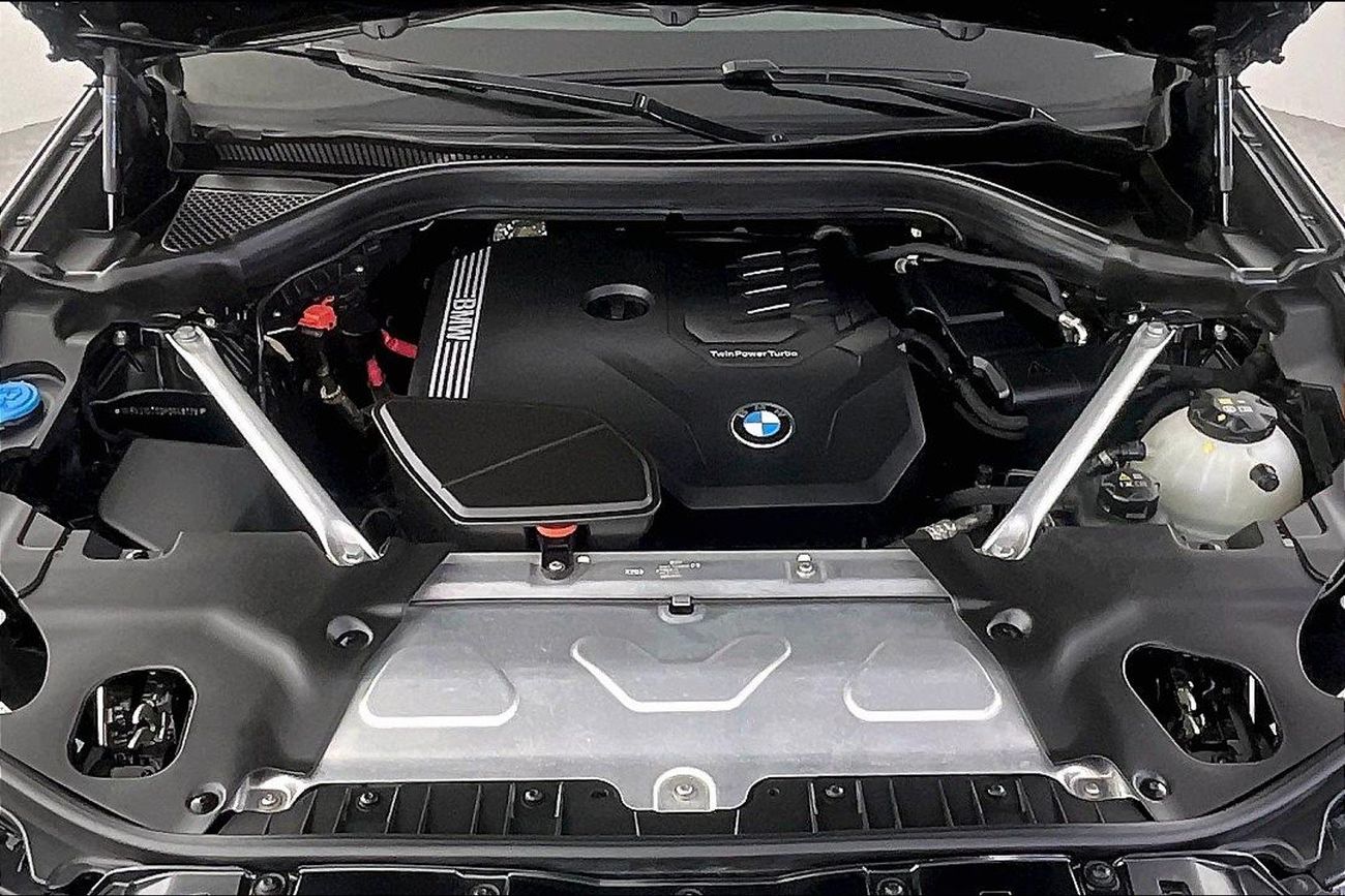 بي أم دبليو X4 xDrive 30i M Sport | National Day Celebration | شامل الضمان | 0 ﺪﻔﻋﺓ ﺃﻮﻟﻯ