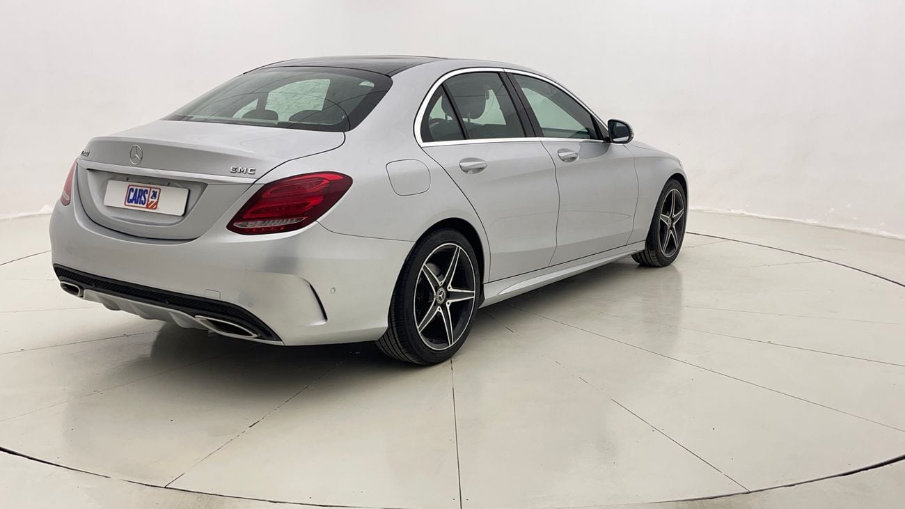 مرسيدس بنز C 200 AMG SPORT PACKAGE 2 | بدون دفعة مقدمة | اختبار القيادة في المنزل