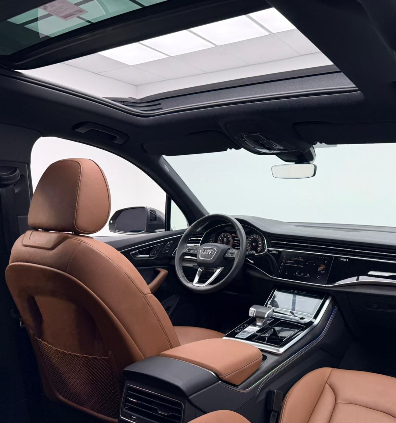 Audi Q7 45 TFSI quattro S Line 2.0L 2025 Audi Q7 45 TFSI S Line, Audi Warranty+Service Contract+Full Service