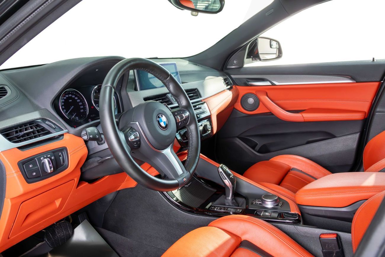 BMW X2 M35i 2.0L GCC-M Package-M Sports Seats-Excusive Red Interior Leather rim-Blue Brake Calipers