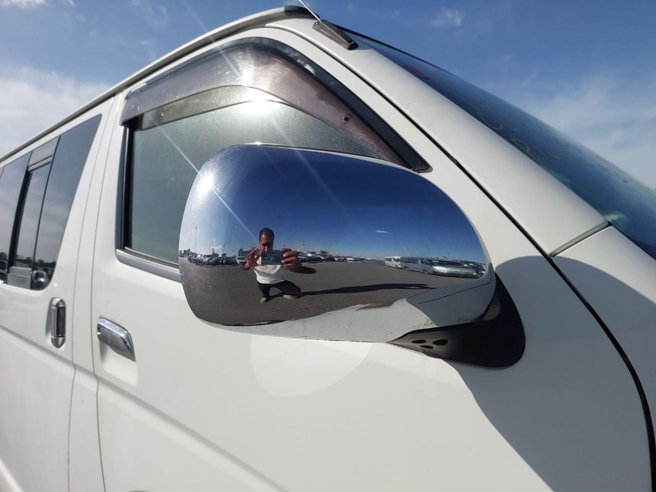 Toyota Hiace TOYOTA HIACE VAN RHD 2007 MODEL 2.0 L PETROL AUTOMATIC(PM69704)