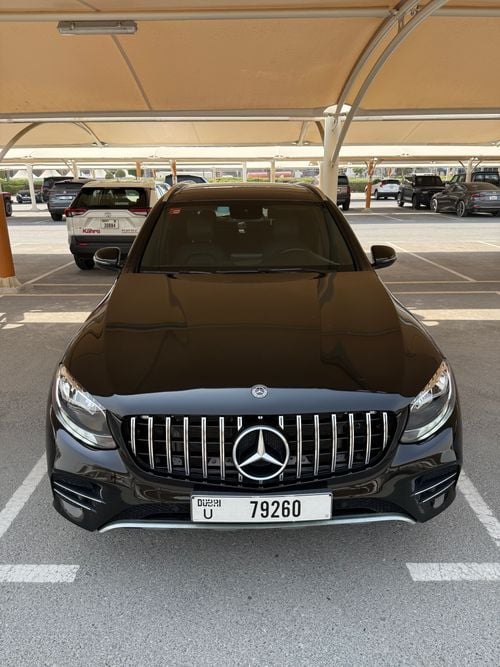 مرسيدس بنز GLC 300 E 4MATIC PREMIUM