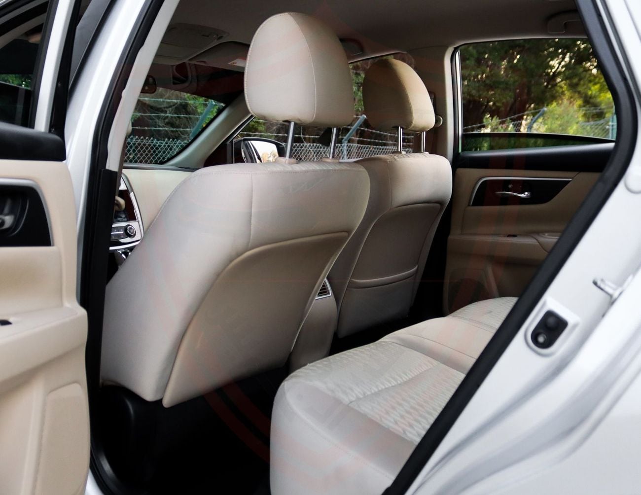 نيسان ألتيما نيسان ألتيما 2.5 لتر | موديل 2018 خليجي | خالية من الحوادث | بحالة ممتازة | 1021 شهرياً