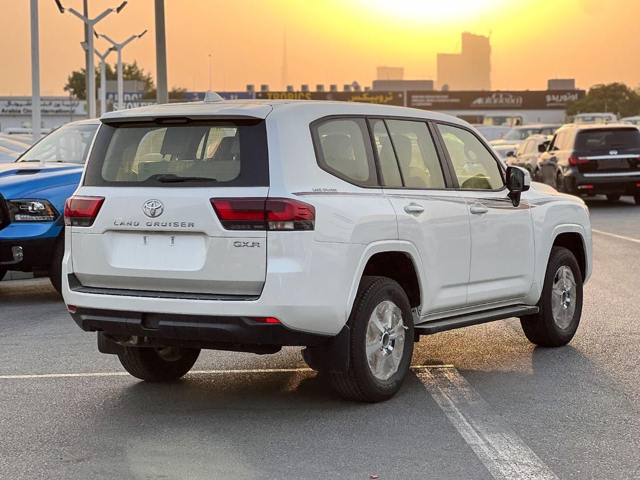 Toyota Land Cruiser EXPORT ONLY - TOYOTA LC300 GXR 4.0L G1