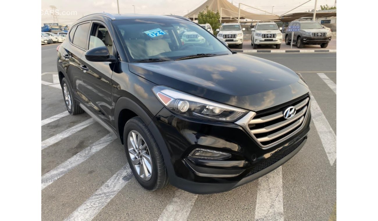 Hyundai Tucson 2017 HYUNDAI TUCSON AWD , MID OPTION