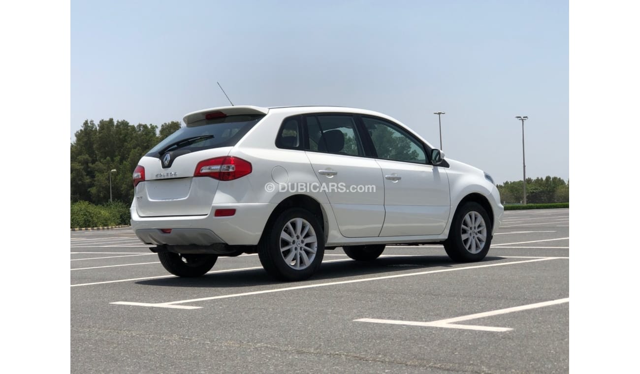 Renault Koleos SE Model 2015 GCC CAR PREFECT CONDITION INSIDE AND OUTSIDE