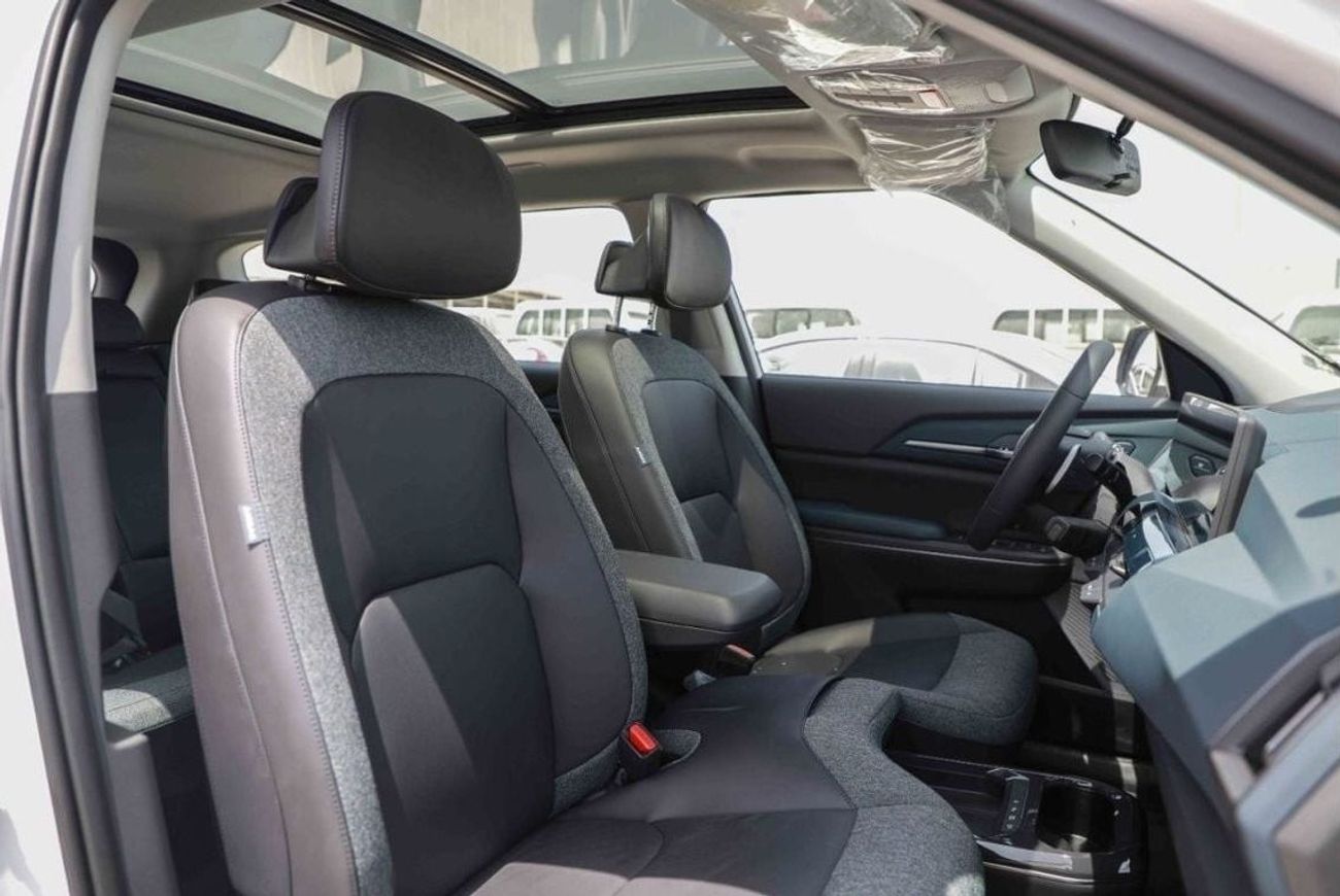 Kia EV5 2024 KIA EV5 LAND 530 - White inside Black | Export Only