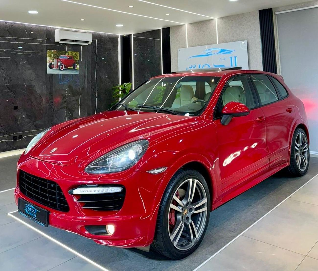 Porsche Cayenne GTS 4.8L BEST PORSCHE CAYENNE GTS I| FULL OPTIONS || GCC || FREE ACCIDENTS || WELL MAINTAINED