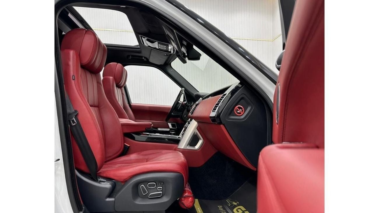 Land Rover Range Rover 2015 Range Rover Vogue Autobiography, Full Range Rover Service History, Full Options, Low Kms, GCC