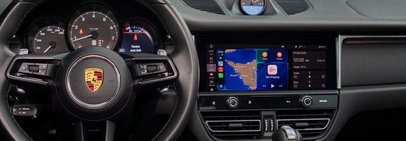 Porsche Macan STANDARD Dealer Service • Sport Chrono • AWD • GCC