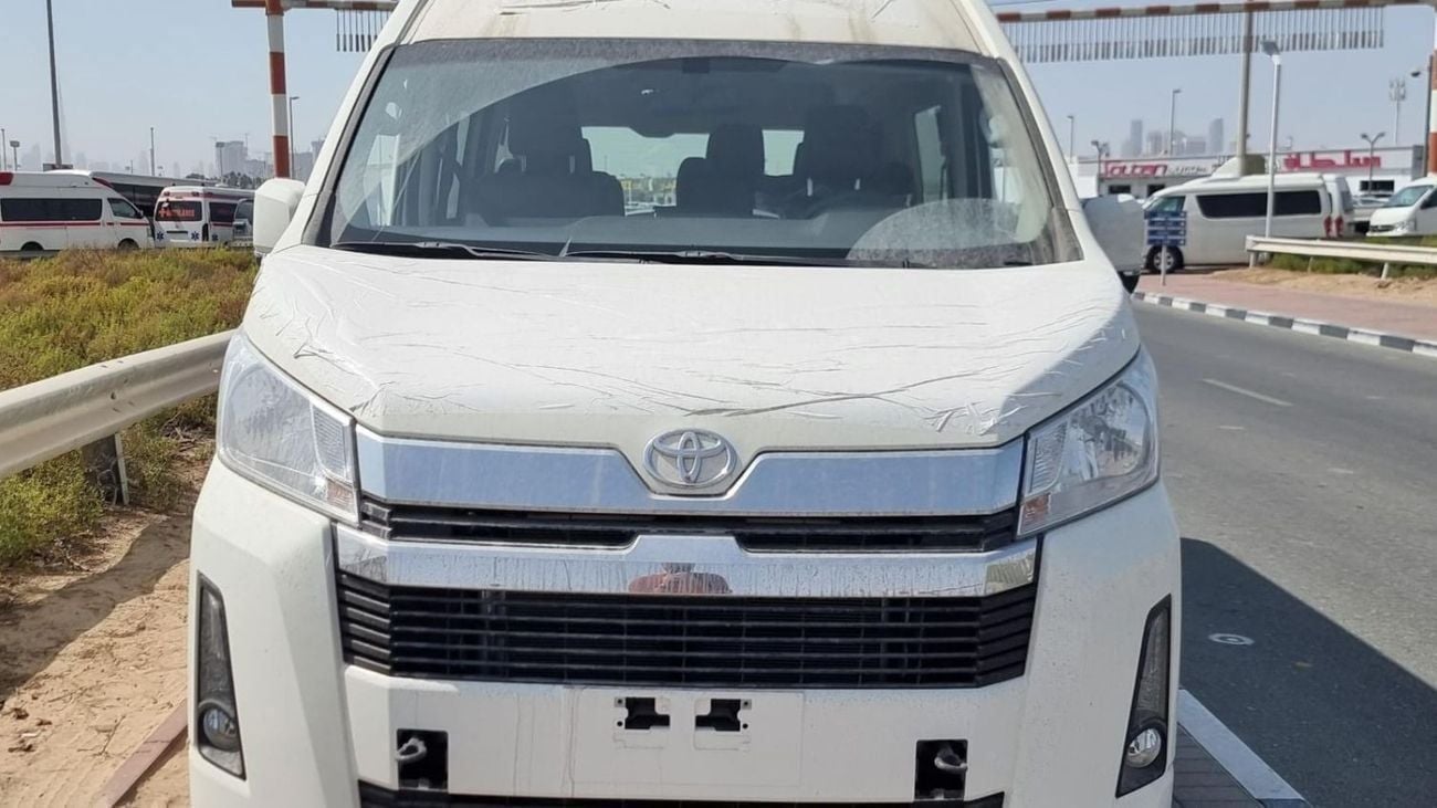 Toyota Hiace GL -High Roof Commuter 3.5L M/T