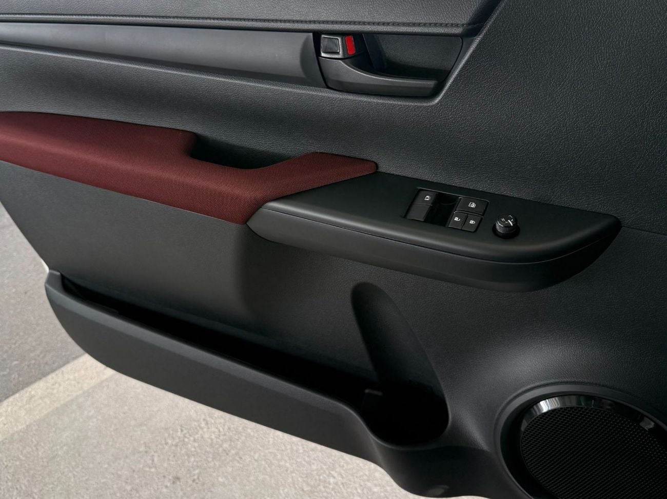 تويوتا هيلوكس 2026 TOYOTA HILUX 2.7 SINGLE CABIN 4X4 **EXPORT ONLY**التصدير فقط خارج الخليج**