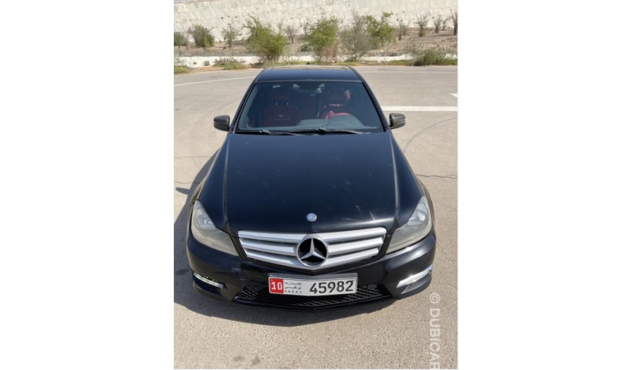 مرسيدس بنز C 300 With C63 AMG Kit