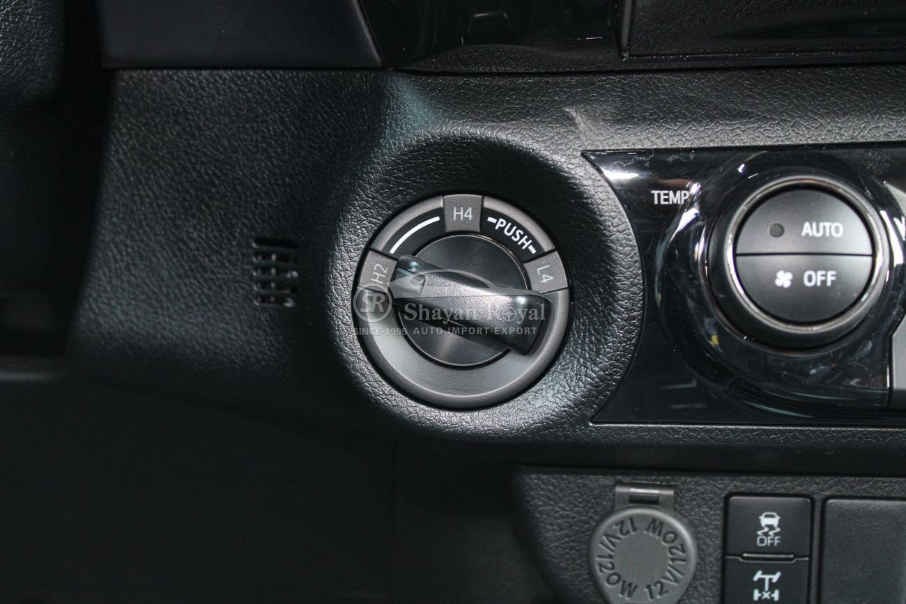 Toyota Hilux Adventure 4.0L EXCLUSIVE  LHD PETROL V6 4X4 DC AT 2025MY