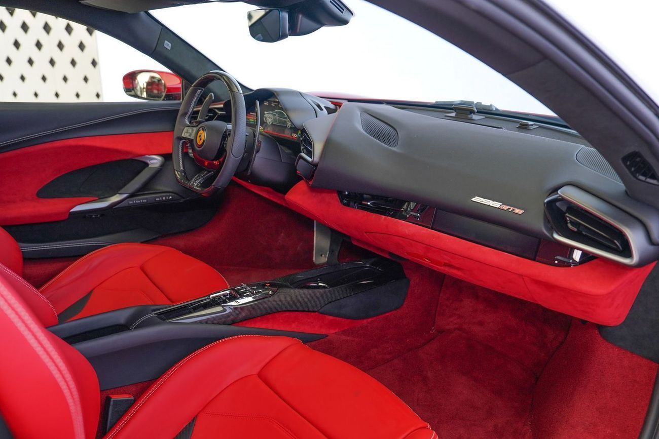 فيراري 296 GTB 3.0T V6 PHEV