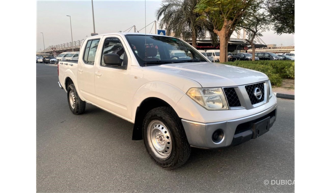 Nissan Pickup NISSAN NIVARA DIESEL 4X4 MODEL 2011 GULF SPACE