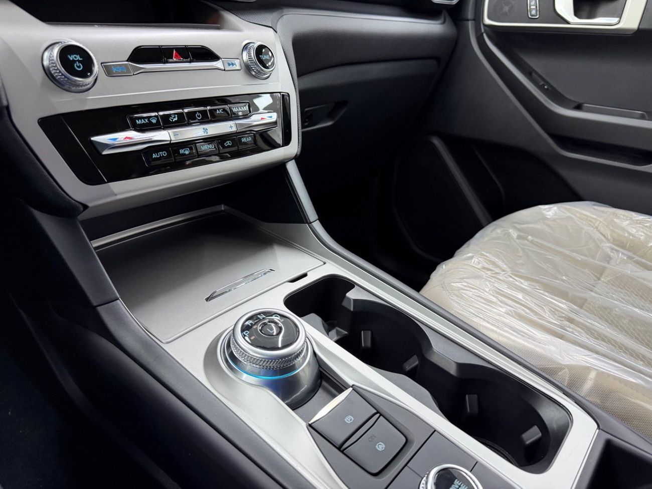 Ford Explorer Base 100A 3.3L 4WD