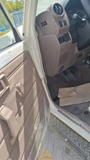 Toyota Land Cruiser 70 LC 78 HARDTOP 2.8L AT LC78 2.8L AT