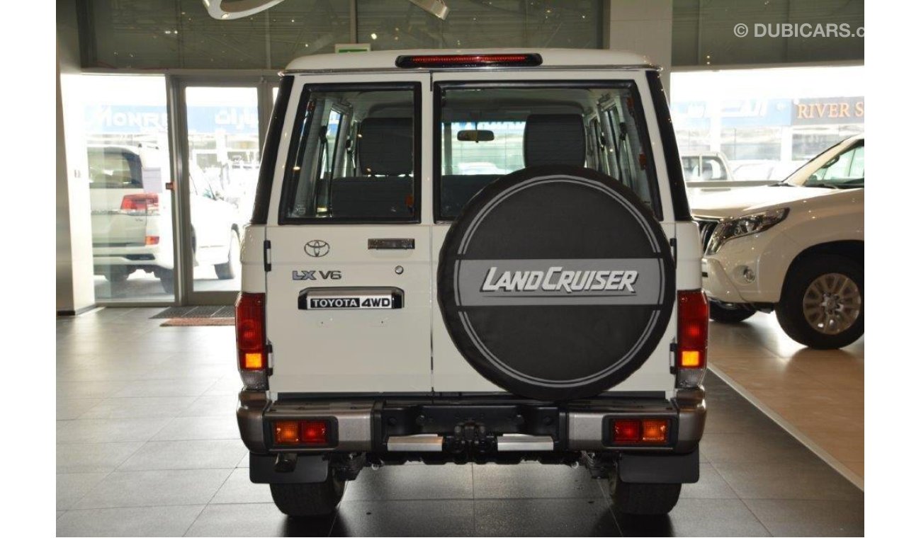 Toyota Land Cruiser lx 6 hardtop