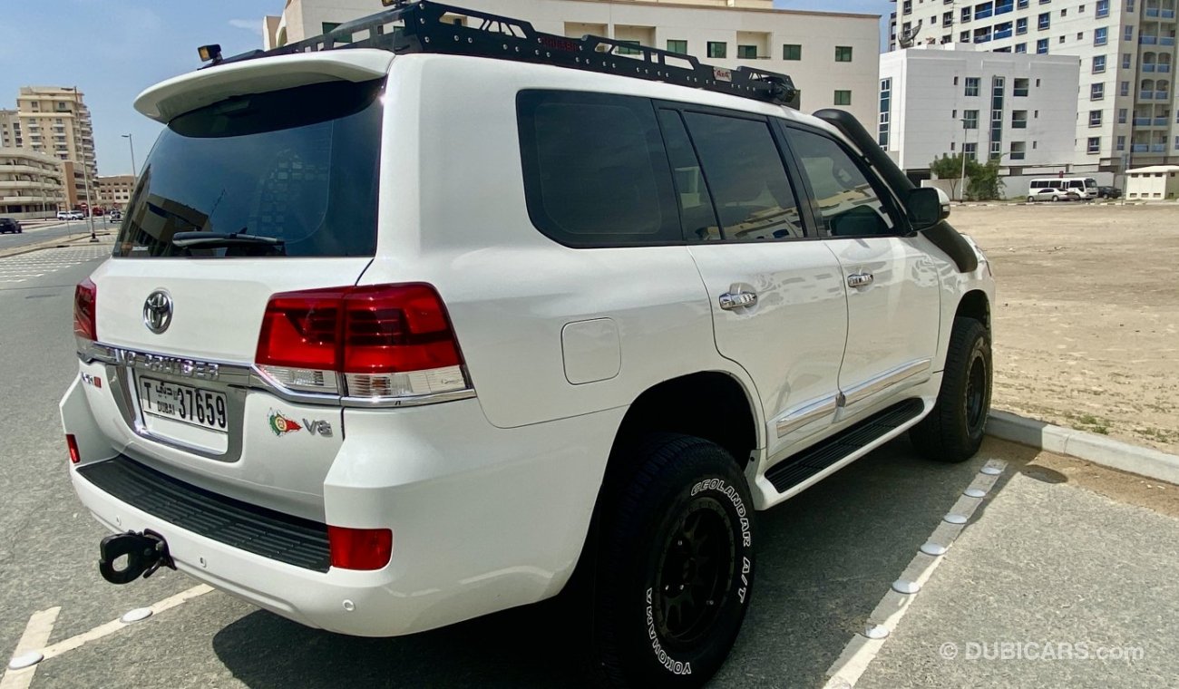 Toyota Land Cruiser VXR