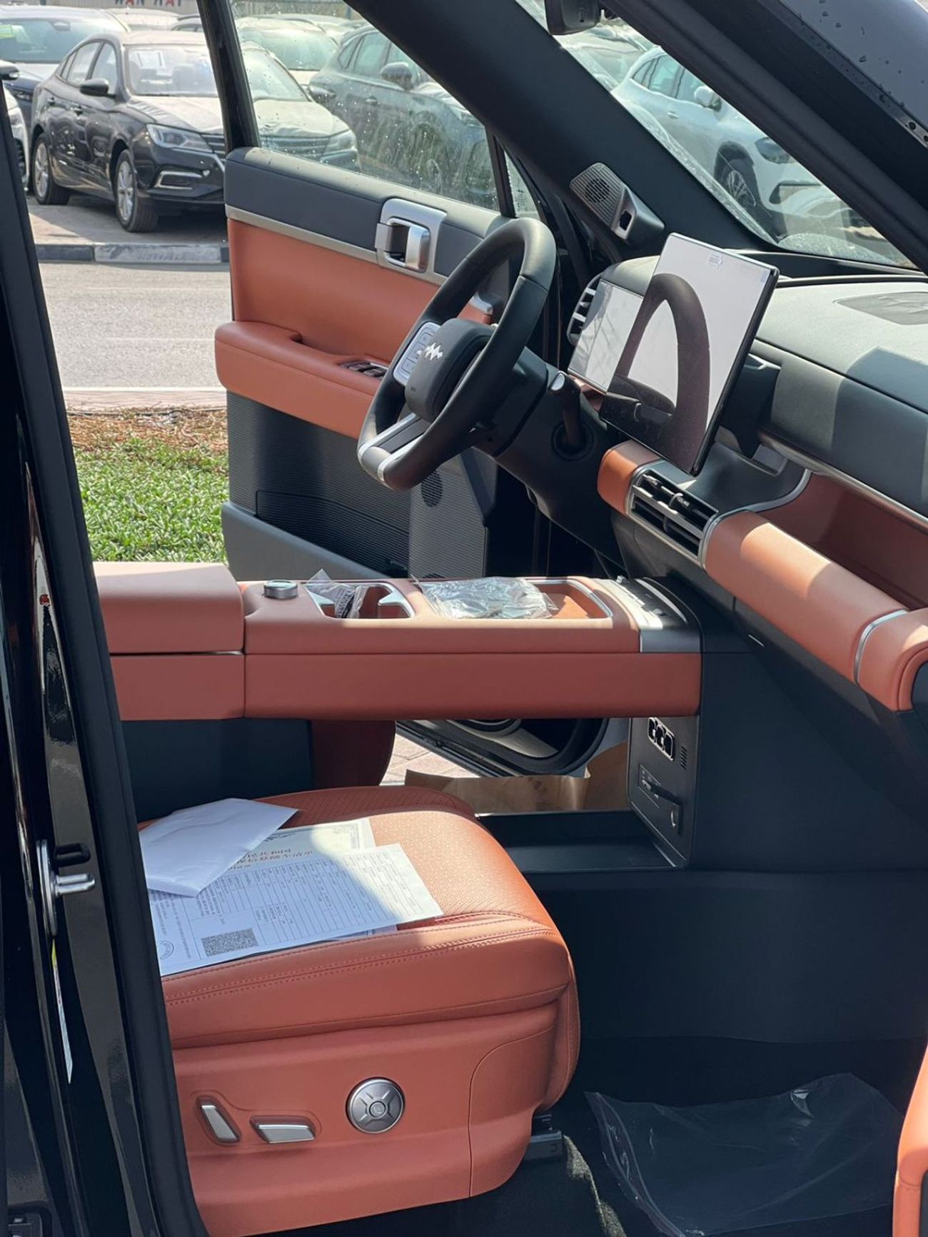 BYD Leopard Titanium 7