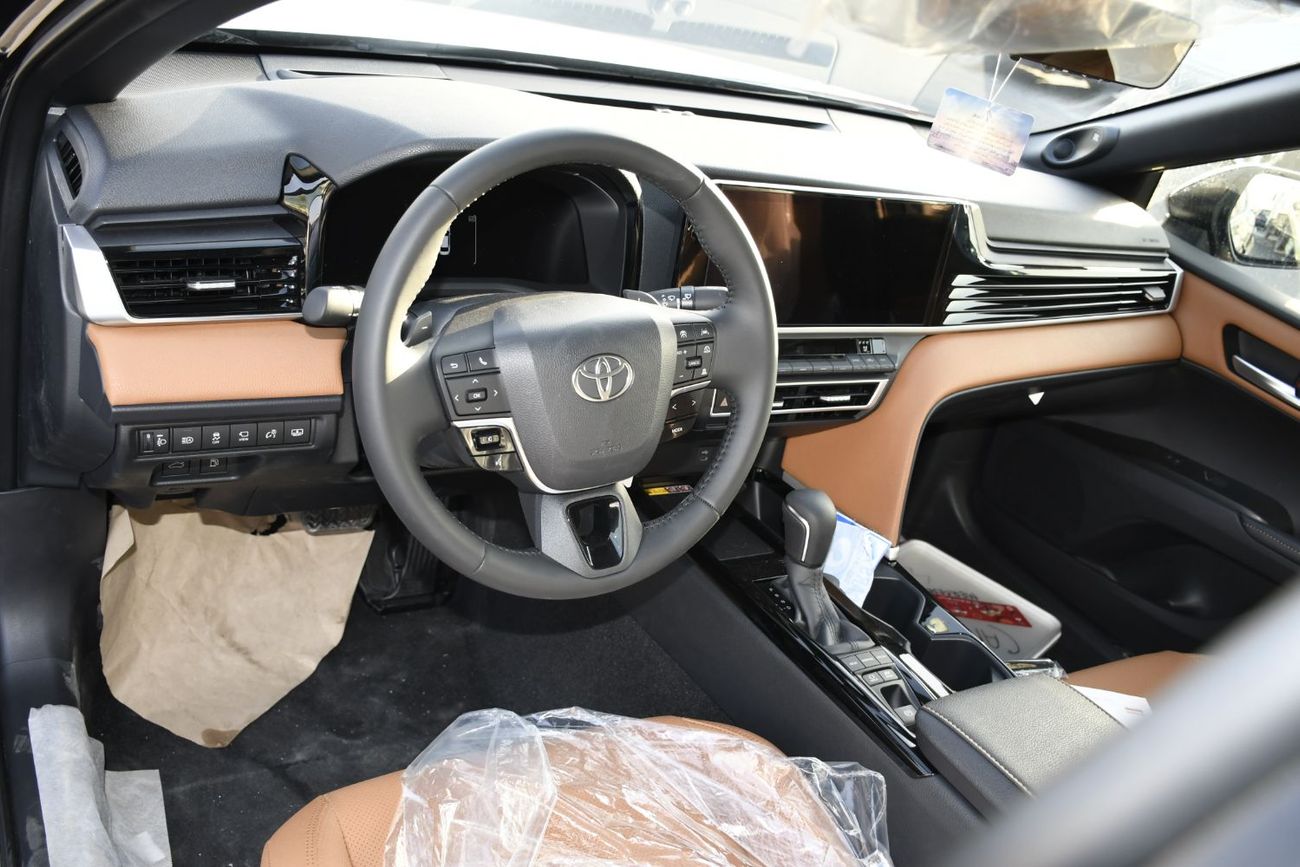 تويوتا كامري 2026 Toyota Camry 2.5L HEV Lumiere  Full Option