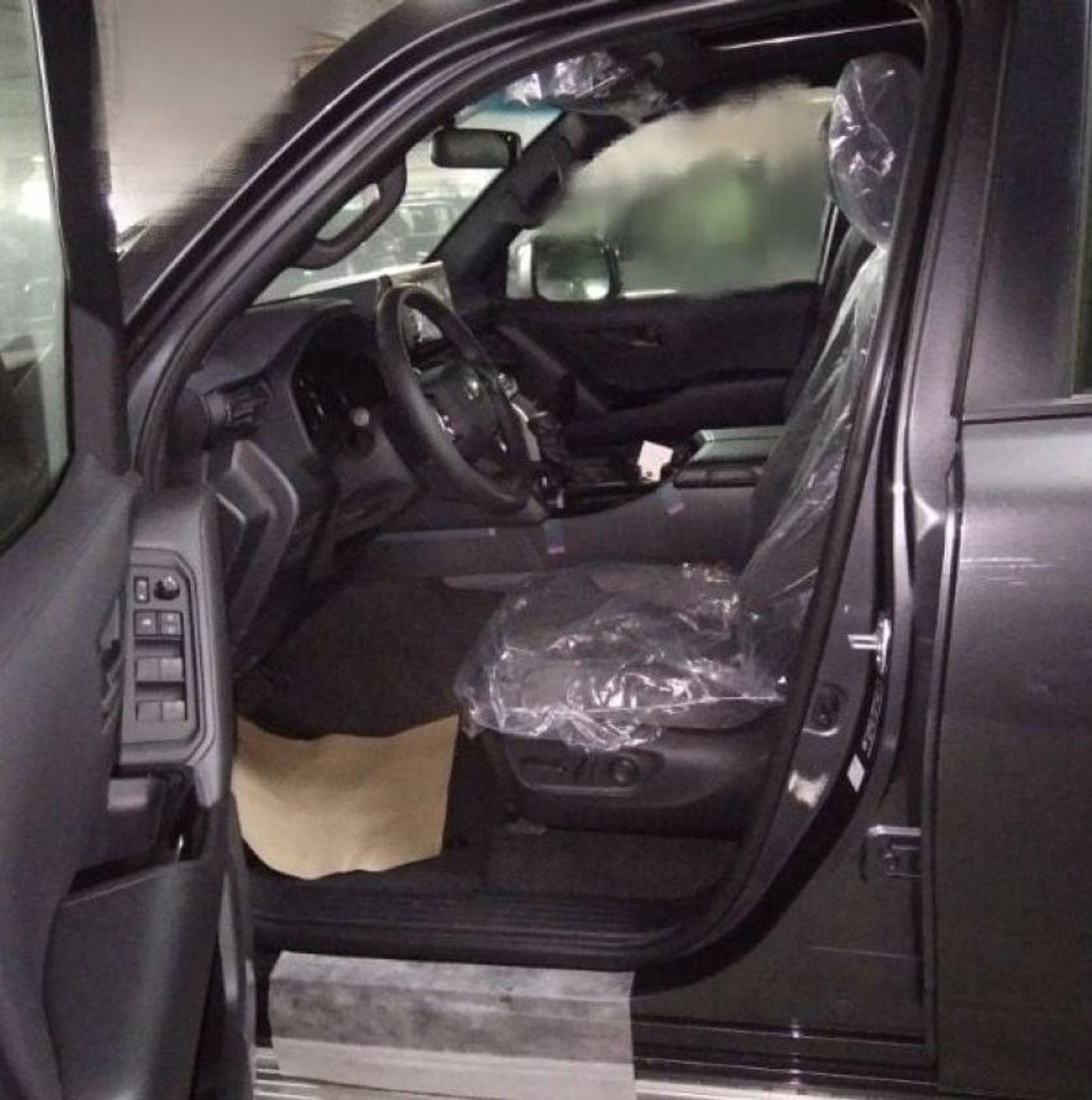 تويوتا لاند كروزر TOYOTA LAND CRUISER 300 GXR V6 3.3L DIESEL 7