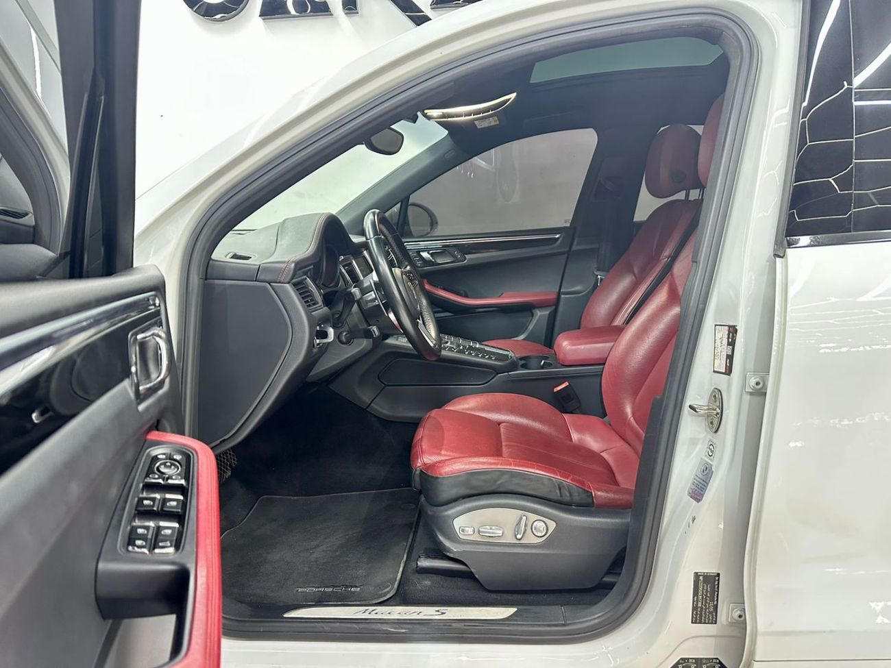 بورش ماكان S 3.0L (340 HP)