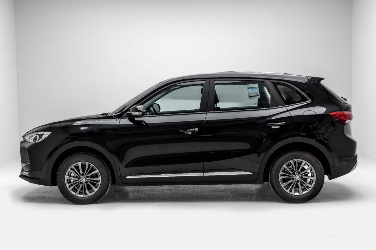 أم جي ZS STD 1.5L - Black Inside Black | Export Only