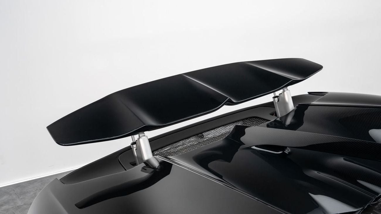 Bugatti Chiron - Euro Specs