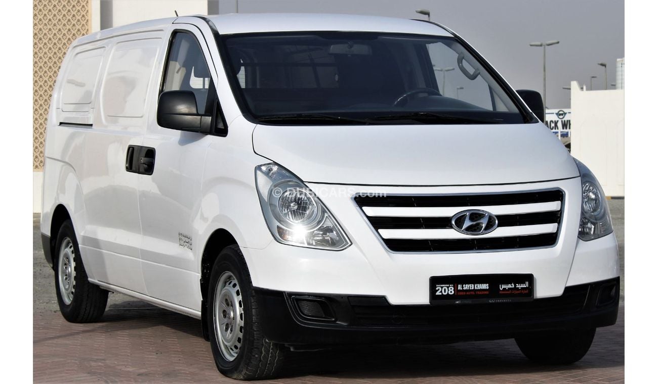 Hyundai H-1 Hyundai H1 2017, GCC van, in excellent condition, without accidents, very clean from inside and outs