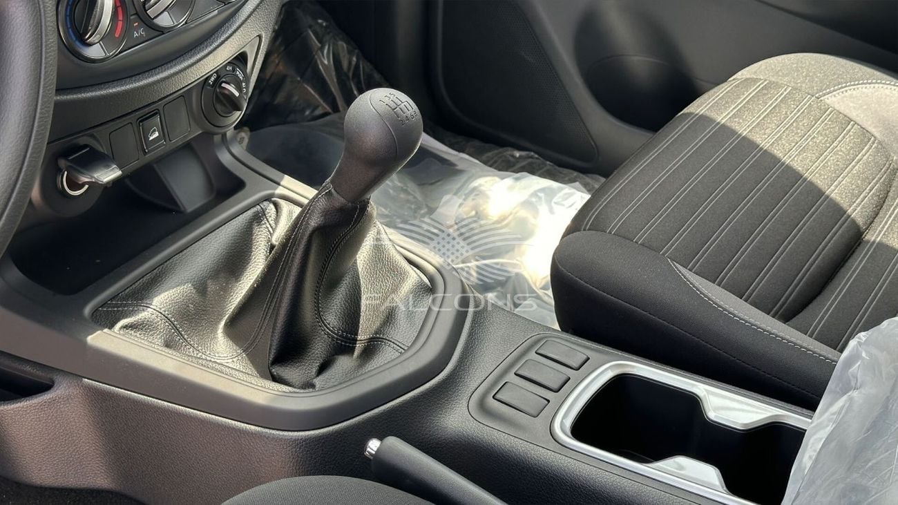 نيسان نافارا Nissan/Navara/NAV02 D23 2.5D XE 4X4 DC PLUS Mt