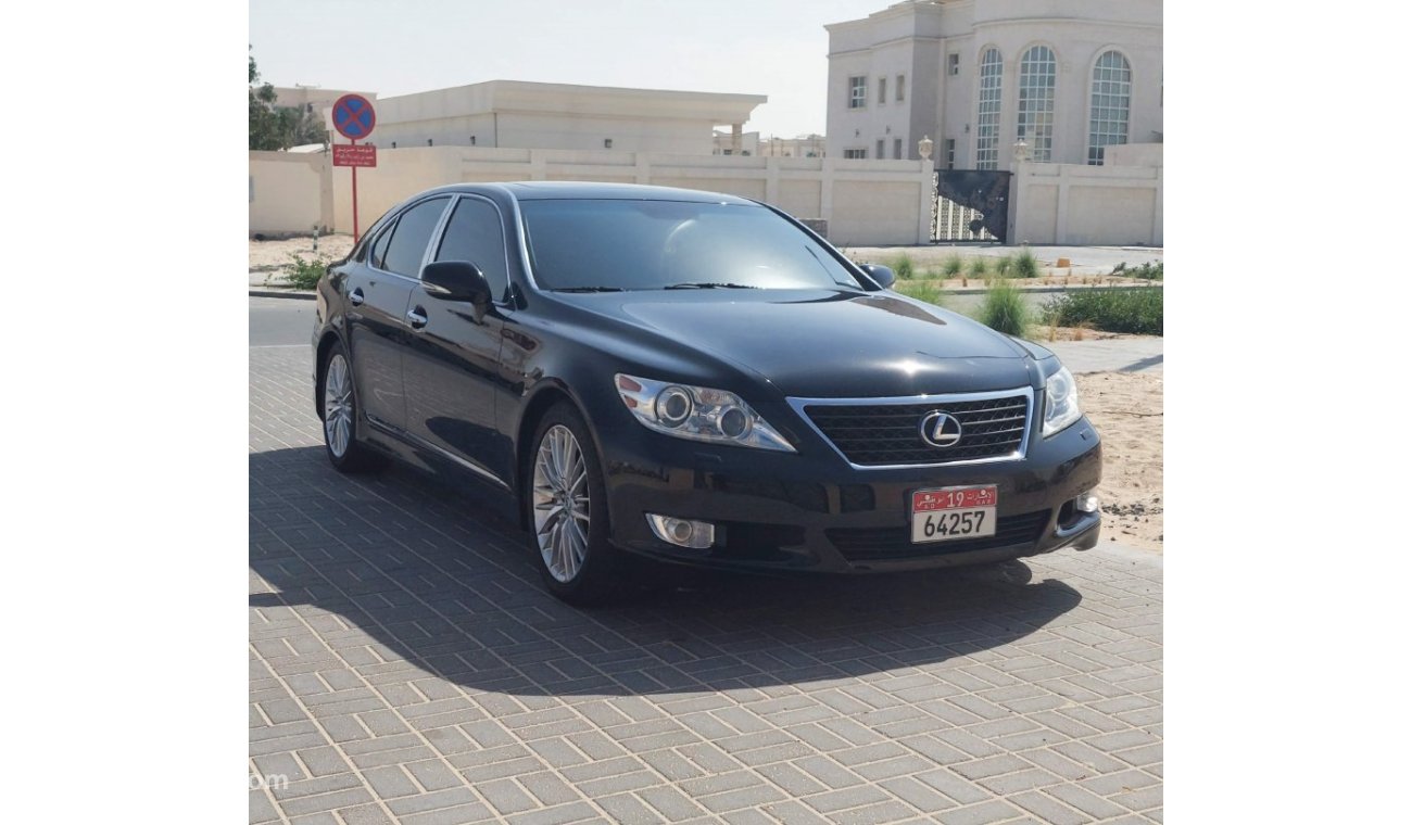 لكزس LS 460 F Sport