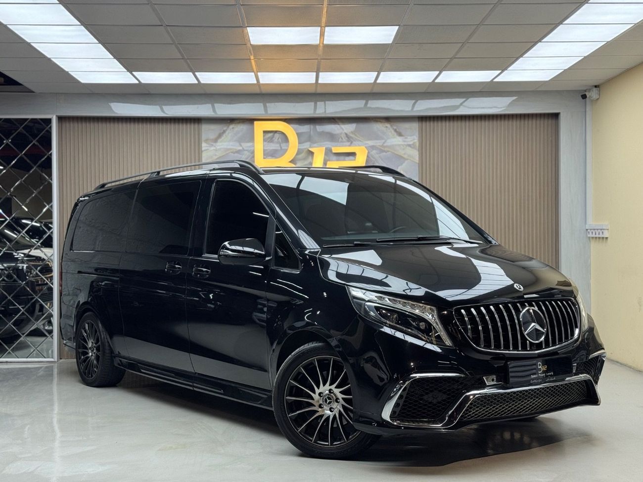 مرسيدس بنز V 250 Std 2.1L