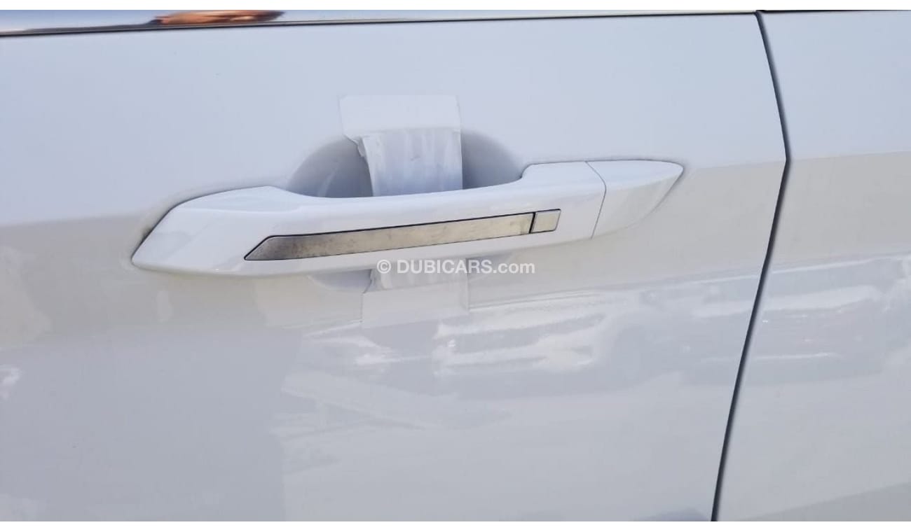 Chevrolet Captiva Premier  2023 White color  1.5L ⛽ petrol SUV FWD