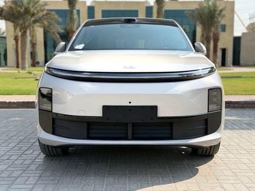 Li Auto L6