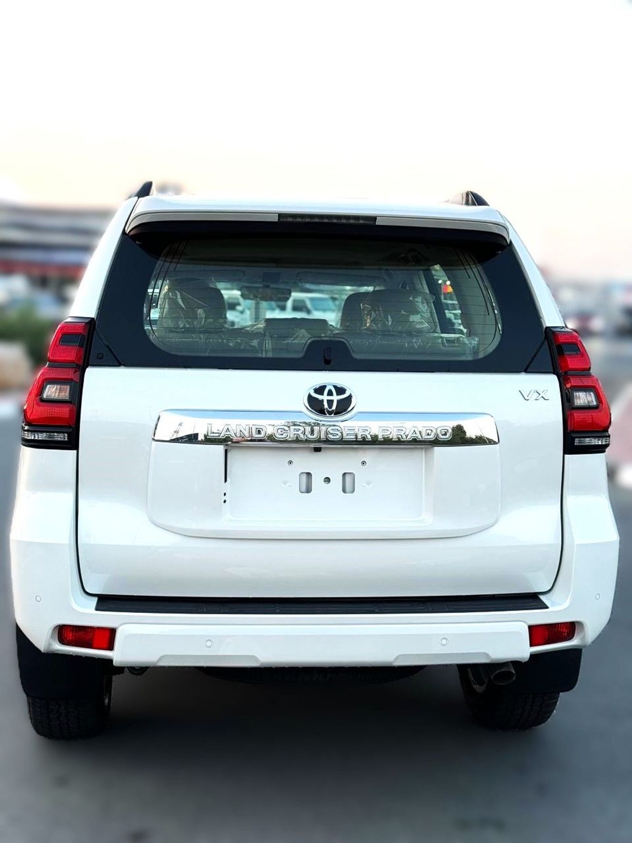 Toyota Prado 4.0 VX V6  Full Option (Ready Stock) GCC