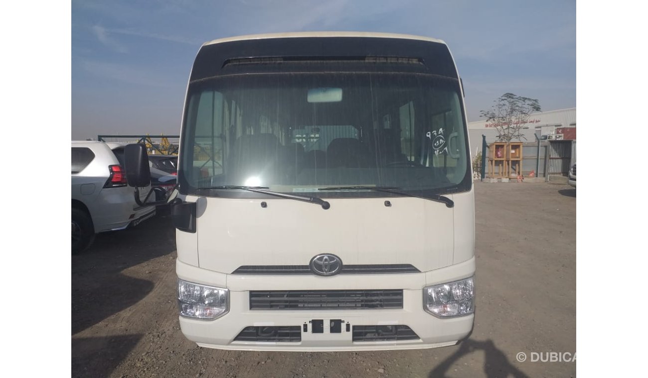 تويوتا كوستر Toyota Coaster 23 Seater Petrol