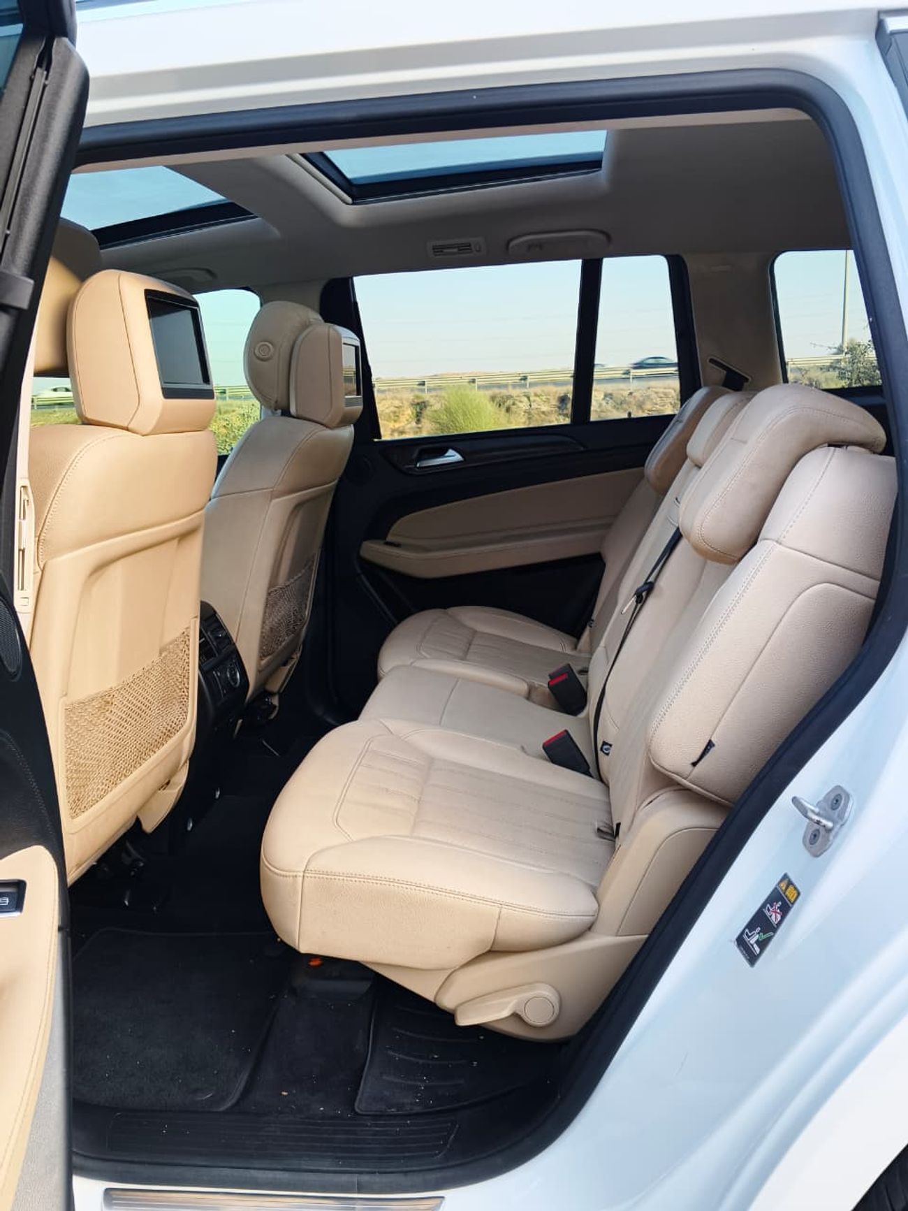 مرسيدس بنز GLS 450 very clean car