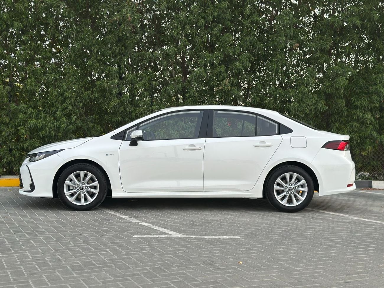 تويوتا كورولا Hybrid 1.8L