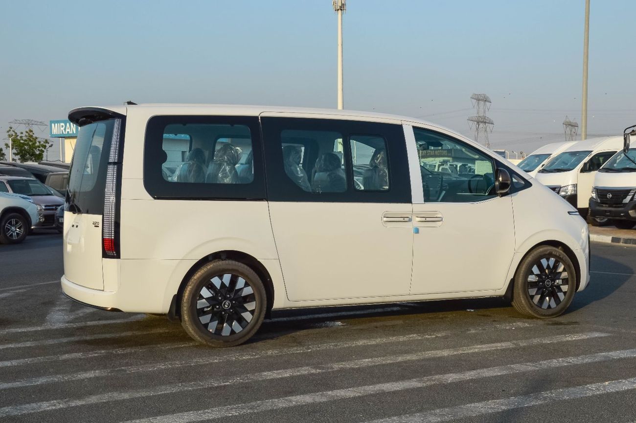 Hyundai Staria HYUNDAI STARIA 2.2L 4WD DIESEL MINIVAN 2025