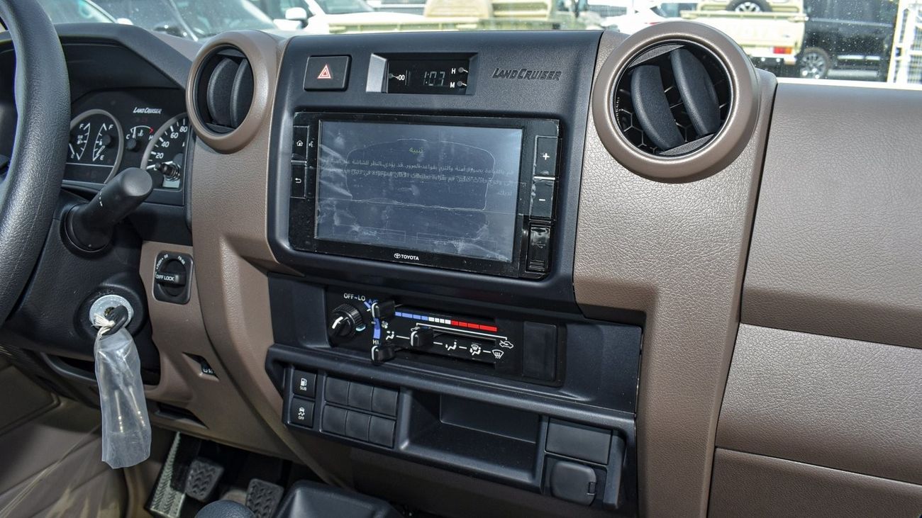 Toyota Land Cruiser Pick Up 4.0L V6 M/T