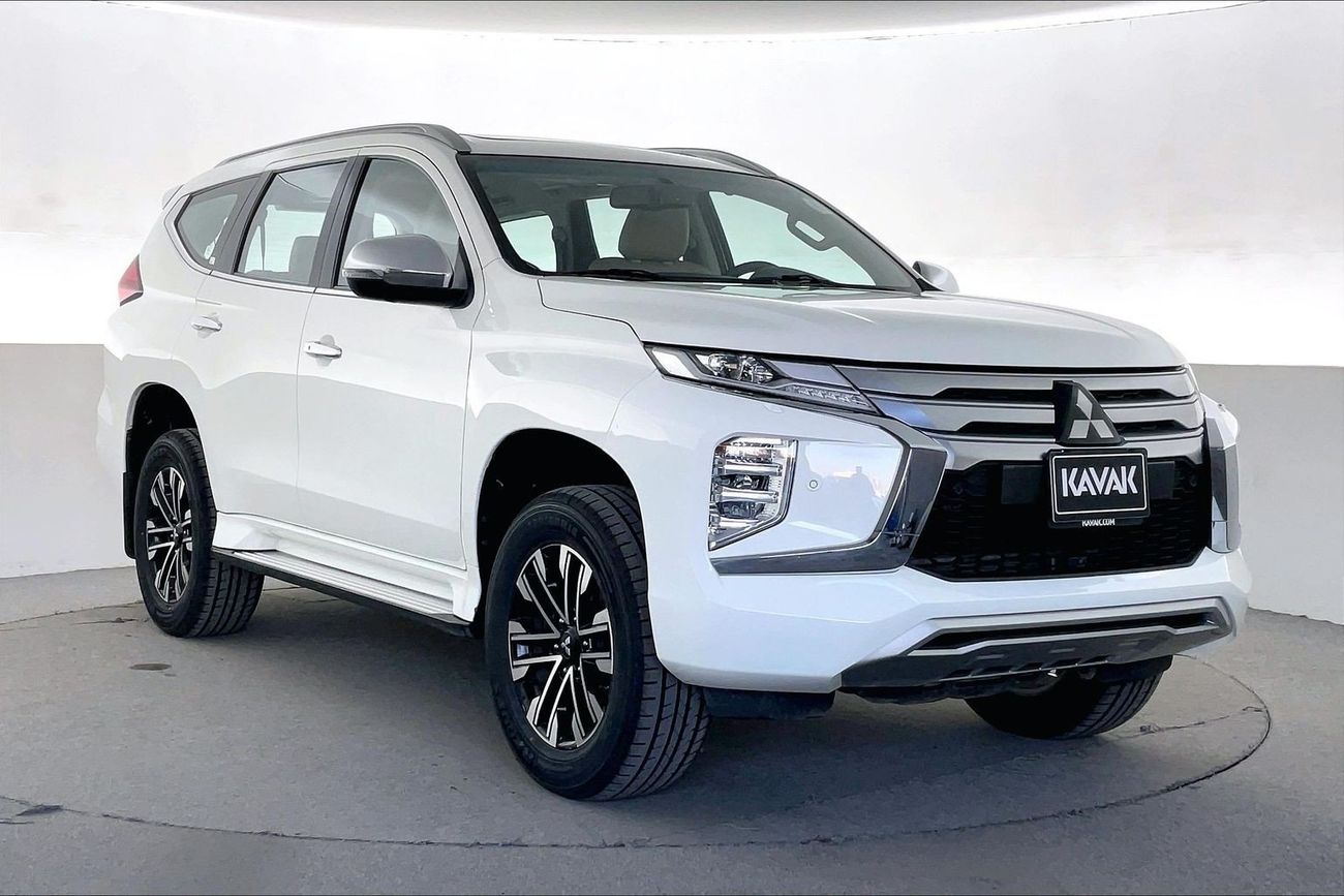 ميتسوبيشي مونتيرو سبورت GLS Premium | National Day Celebration | شامل الضمان | 0 ﺪﻔﻋﺓ ﺃﻮﻟﻯ