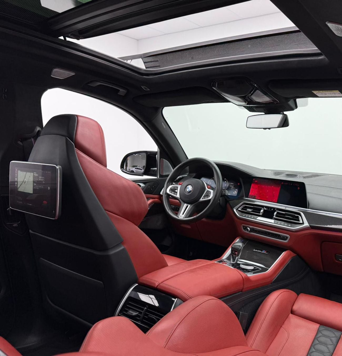 BMW X5M Competition 4.4L 2021 BMW X5M Competition, Warranty, Full BMW Service History, Carbon Fiber Interior