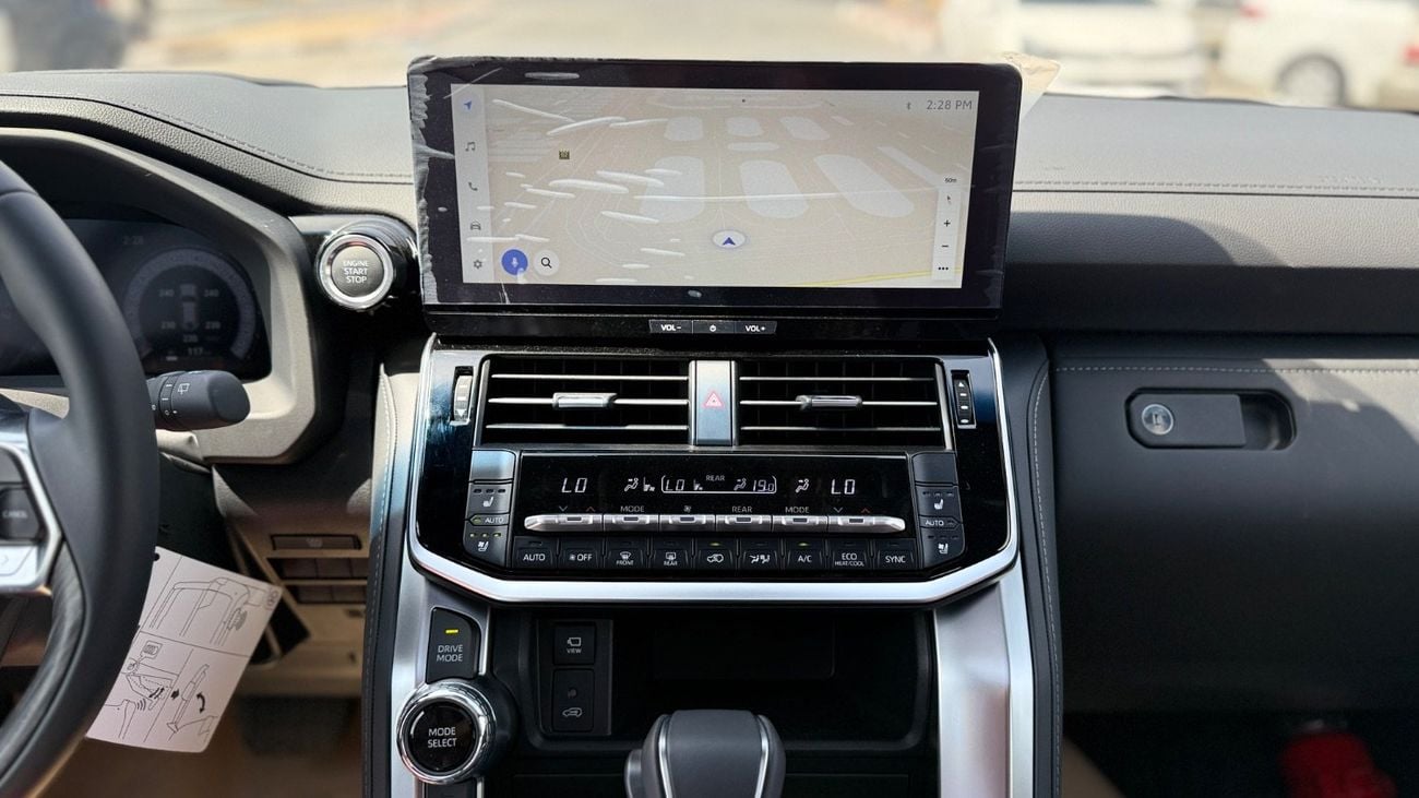 تويوتا لاند كروزر VXR