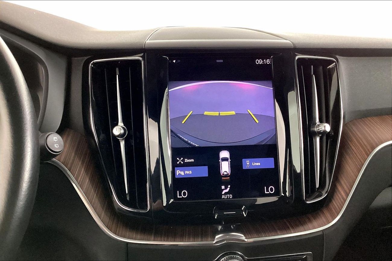 فولفو XC 60 T5 Momentum | National Day Celebration | شامل الضمان | 0 ﺪﻔﻋﺓ ﺃﻮﻟﻯ