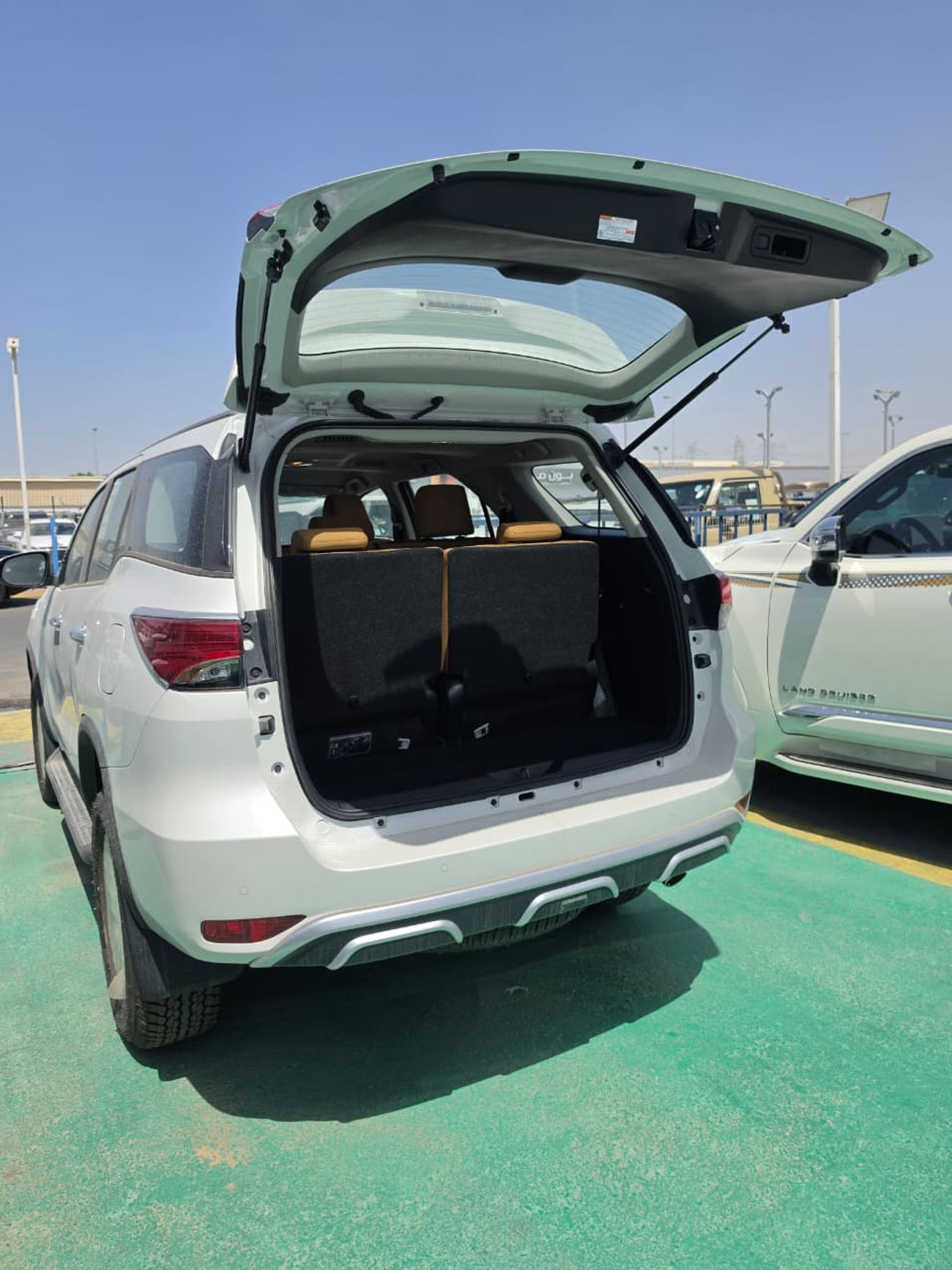 Toyota Fortuner TOYOTA FORTUNER 4.0 V6 2026 MID OPTION  MODEL